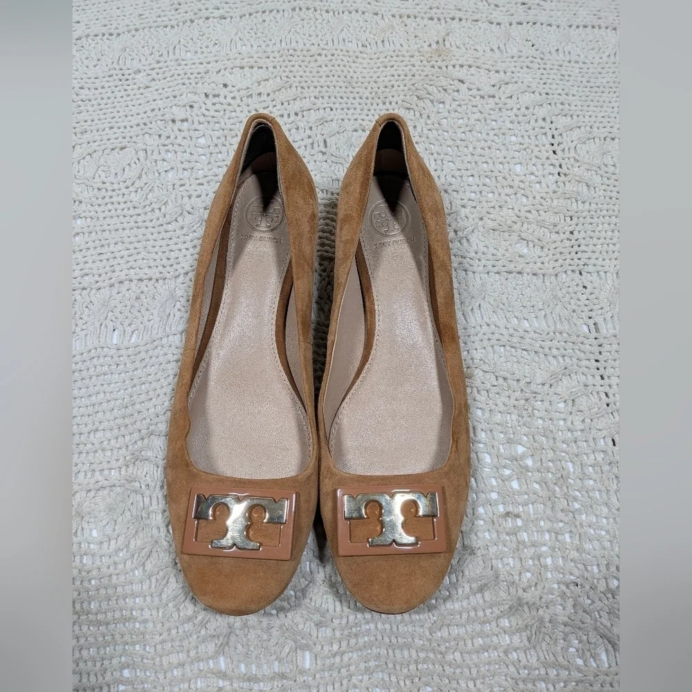 Tory Burch GIGI  Tan Suede Women's Low Heel Pumps Size 8
